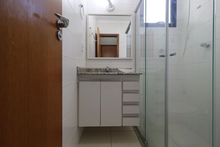 Apartamento para alugar com 107m², 3 quartos e 2 vagas Apartamento para alugar com 107m², 3 quartos e 2 vagasBanheiro da Suíte 2