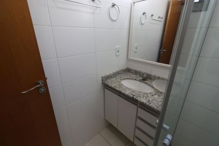 Apartamento para alugar com 107m², 3 quartos e 2 vagas Apartamento para alugar com 107m², 3 quartos e 2 vagasBanheiro da Suíte 2