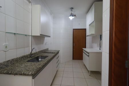 Apartamento para alugar com 107m², 3 quartos e 2 vagas Apartamento para alugar com 107m², 3 quartos e 2 vagasCozinha