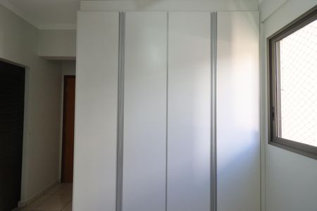 Suíte 1 de apartamento para alugar com 3 quartos, 107m² em Jardim Botânico, Ribeirão Preto