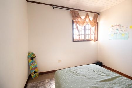 Casa à venda com 200m², 4 quartos e 2 vagas Casa à venda com 200m², 4 quartos e 2 vagasQuarto 4 - Suíte