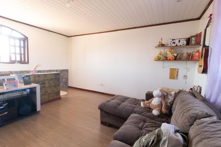 Casa à venda com 200m², 4 quartos e 2 vagas Casa à venda com 200m², 4 quartos e 2 vagasSala 2