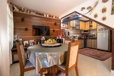 Cozinha - Armários de casa à venda com 4 quartos, 200m² em Campo de Santana, Curitiba