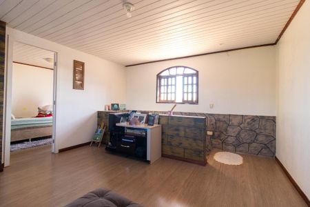 Casa à venda com 200m², 4 quartos e 2 vagas Casa à venda com 200m², 4 quartos e 2 vagasSala 2
