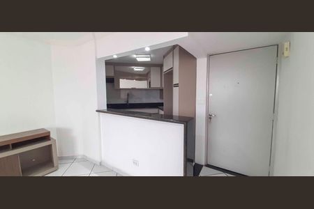 Cozinha de apartamento para alugar com 2 quartos, 55m² em Bandeiras, Osasco