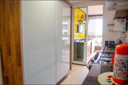 Apartamento à venda com 148m², 3 quartos e 3 vagas Apartamento à venda com 148m², 3 quartos e 3 vagasCozinha