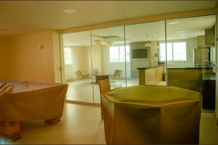 Apartamento à venda com 148m², 3 quartos e 3 vagas Apartamento à venda com 148m², 3 quartos e 3 vagasSala de Jogos