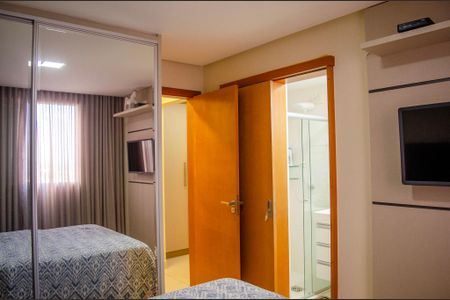 Apartamento à venda com 148m², 3 quartos e 3 vagas Apartamento à venda com 148m², 3 quartos e 3 vagasSuíte 1