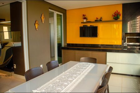 Apartamento à venda com 148m², 3 quartos e 3 vagas Apartamento à venda com 148m², 3 quartos e 3 vagasSacada