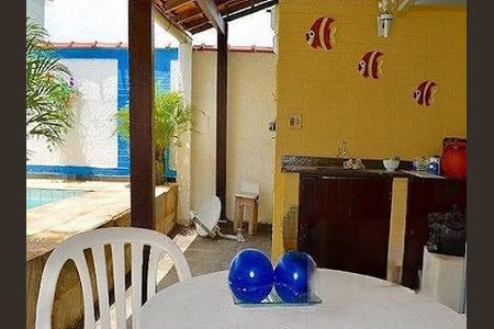 Casa à venda com 4 quartos, 273m² em Taquara, Rio de Janeiro