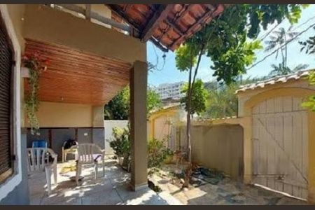 Casa à venda com 4 quartos, 273m² em Taquara, Rio de Janeiro