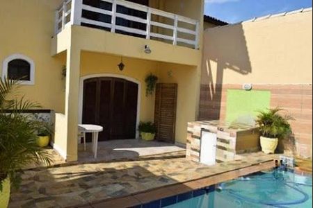 Casa à venda com 4 quartos, 273m² em Taquara, Rio de Janeiro