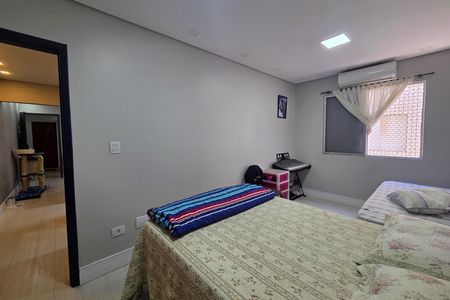 Quarto 1 de apartamento para alugar com 1 quarto, 48m² em Vila Caiçara, Praia Grande