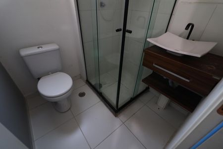 Banheiro de apartamento à venda com 2 quartos, 50m² em Vila Yolanda, Osasco