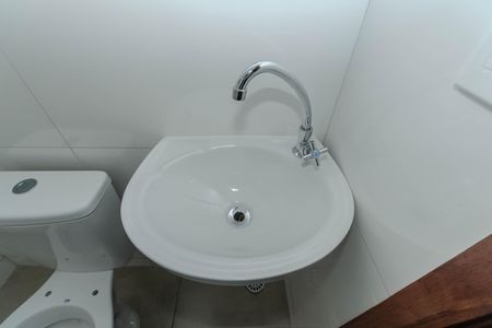 Apartamento para alugar com 40m², 2 quartos e 1 vaga Apartamento para alugar com 40m², 2 quartos e 1 vagaBanheiro