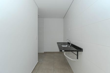 Apartamento para alugar com 40m², 2 quartos e 1 vaga Apartamento para alugar com 40m², 2 quartos e 1 vagaCozinha e Área de Serviço