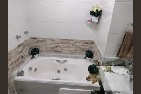 Apartamento à venda com 116m², 2 quartos e sem vaga