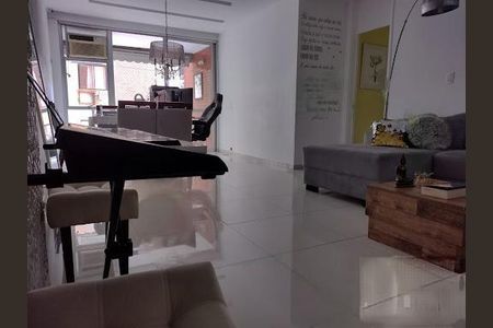 Apartamento à venda com 116m², 2 quartos e sem vaga