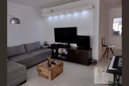 Apartamento à venda com 116m², 2 quartos e sem vaga