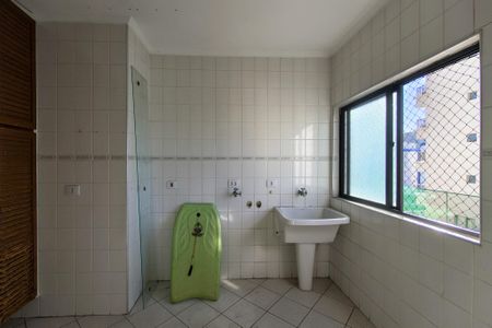 Apartamento para alugar com 158m², 4 quartos e 2 vagas Apartamento para alugar com 158m², 4 quartos e 2 vagasÁrea de Serviço