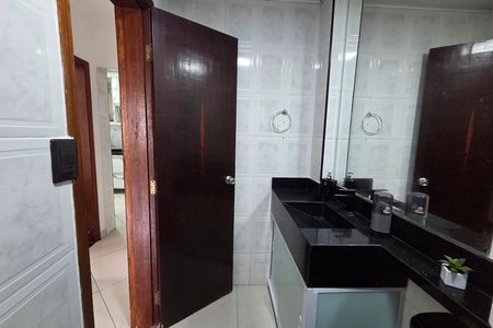 Apartamento para alugar com 104m², 2 quartos e 1 vaga Apartamento para alugar com 104m², 2 quartos e 1 vagaBanheiro