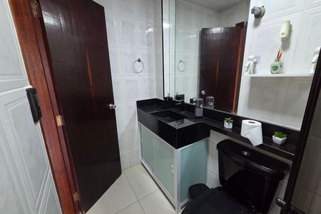 Apartamento para alugar com 104m², 2 quartos e 1 vaga Apartamento para alugar com 104m², 2 quartos e 1 vagaBanheiro