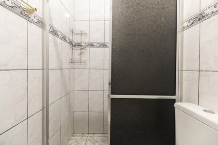 Casa para alugar com 100m², 3 quartos e 1 vaga Casa para alugar com 100m², 3 quartos e 1 vagaBanheiro