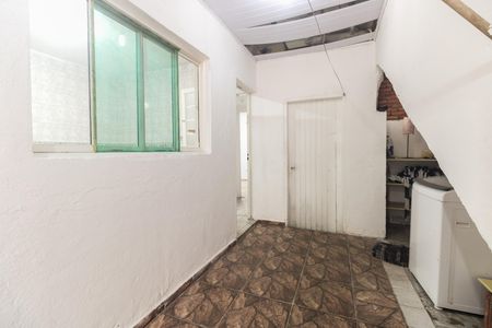 Casa para alugar com 100m², 3 quartos e 1 vaga Casa para alugar com 100m², 3 quartos e 1 vagaÁrea de Serviço e Quintal