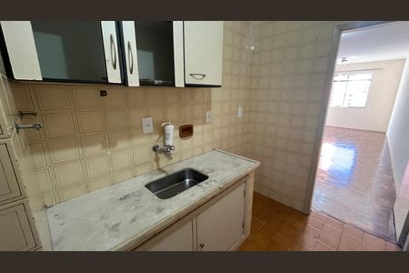 Studio para alugar com 35m², 1 quarto e 1 vaga Studio para alugar com 35m², 1 quarto e 1 vagaStudio