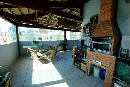 Apartamento à venda com 140m², 3 quartos e 1 vaga Apartamento à venda com 140m², 3 quartos e 1 vagaCobertura