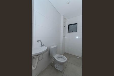 Banheiro de apartamento para alugar com 2 quartos, 44m² em Freguesia do Ó, São Paulo