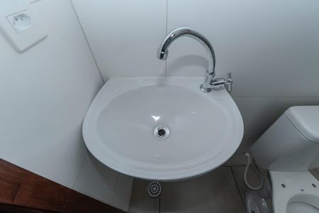 Banheiro de apartamento para alugar com 2 quartos, 44m² em Freguesia do Ó, São Paulo