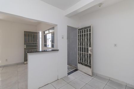Cozinha de casa para alugar com 2 quartos, 60m² em Mantiqueira, Belo Horizonte