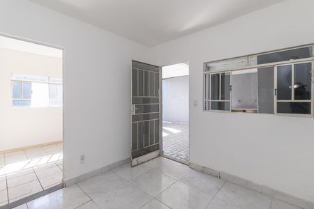 Casa para alugar com 2 quartos, 60m² em Mantiqueira, Belo Horizonte