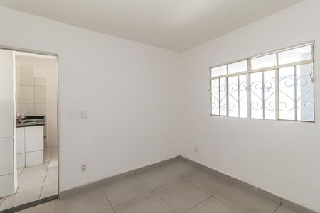 Quarto 2 de casa para alugar com 2 quartos, 60m² em Mantiqueira, Belo Horizonte