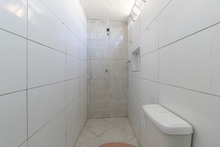 Banheiro de casa para alugar com 2 quartos, 60m² em Mantiqueira, Belo Horizonte