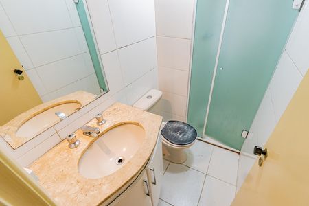 Apartamento à venda com 64m², 2 quartos e 2 vagasBanheiro Social
