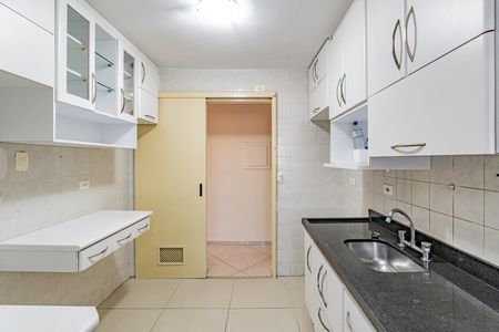 Apartamento à venda com 64m², 2 quartos e 2 vagasCozinha