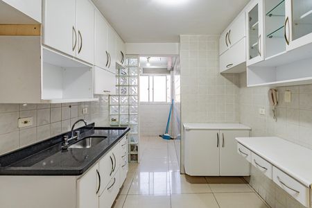 Apartamento à venda com 64m², 2 quartos e 2 vagasCozinha