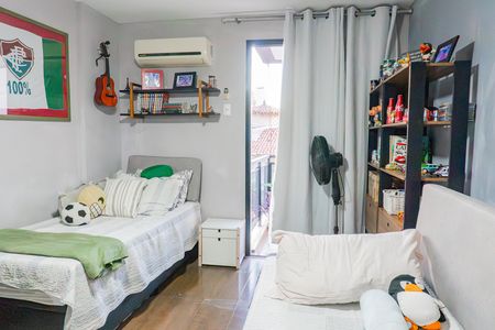 Apartamento à venda com 126m², 4 quartos e 1 vaga Apartamento à venda com 126m², 4 quartos e 1 vagaQuarto 4