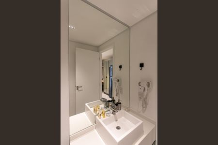 Studio à venda com 31m², 1 quarto e sem vaga Studio à venda com 31m², 1 quarto e sem vagaBanheiro