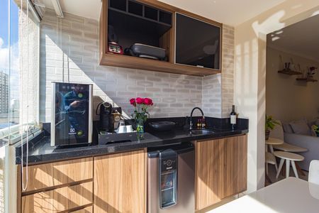 Varanda de apartamento para alugar com 2 quartos, 51m² em Vila Bertioga, São Paulo