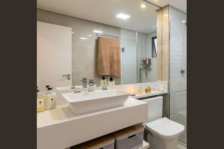 Banheiro de apartamento para alugar com 2 quartos, 35m² em Portal dos Gramados, Guarulhos