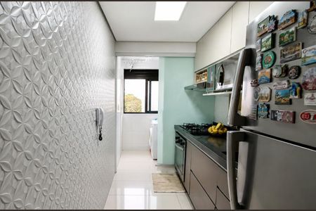 Cozinha de apartamento para alugar com 2 quartos, 35m² em Portal dos Gramados, Guarulhos