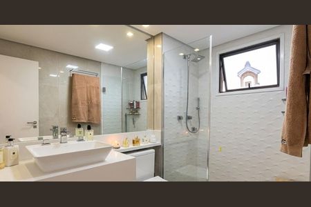 Banheiro de apartamento para alugar com 2 quartos, 35m² em Portal dos Gramados, Guarulhos