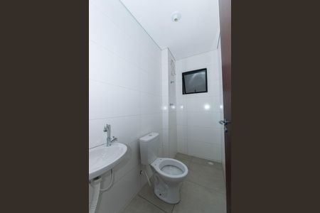 Apartamento para alugar com 53m², 2 quartos e sem vaga Apartamento para alugar com 53m², 2 quartos e sem vagaBanheiro