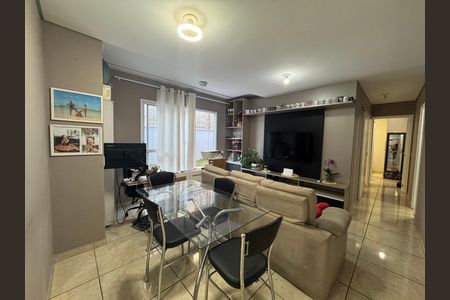 Apartamento à venda com 58m², 2 quartos e 1 vaga Apartamento à venda com 58m², 2 quartos e 1 vagaSala