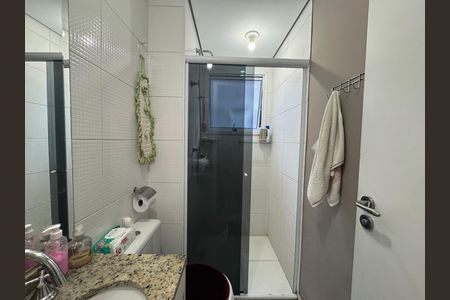 Apartamento à venda com 58m², 2 quartos e 1 vaga Apartamento à venda com 58m², 2 quartos e 1 vagaBanheiro da Suíte