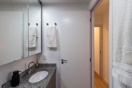 Apartamento à venda com 48m², 2 quartos e 1 vaga Apartamento à venda com 48m², 2 quartos e 1 vagaBanheiro da Suíte