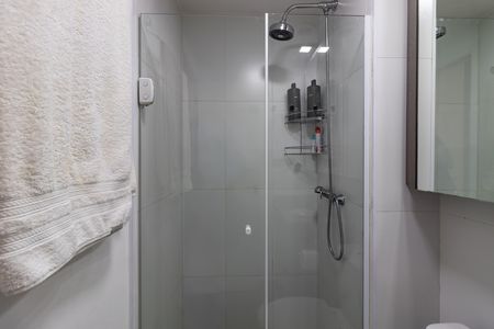 Apartamento à venda com 48m², 2 quartos e 1 vaga Apartamento à venda com 48m², 2 quartos e 1 vagaBanheiro da Suíte